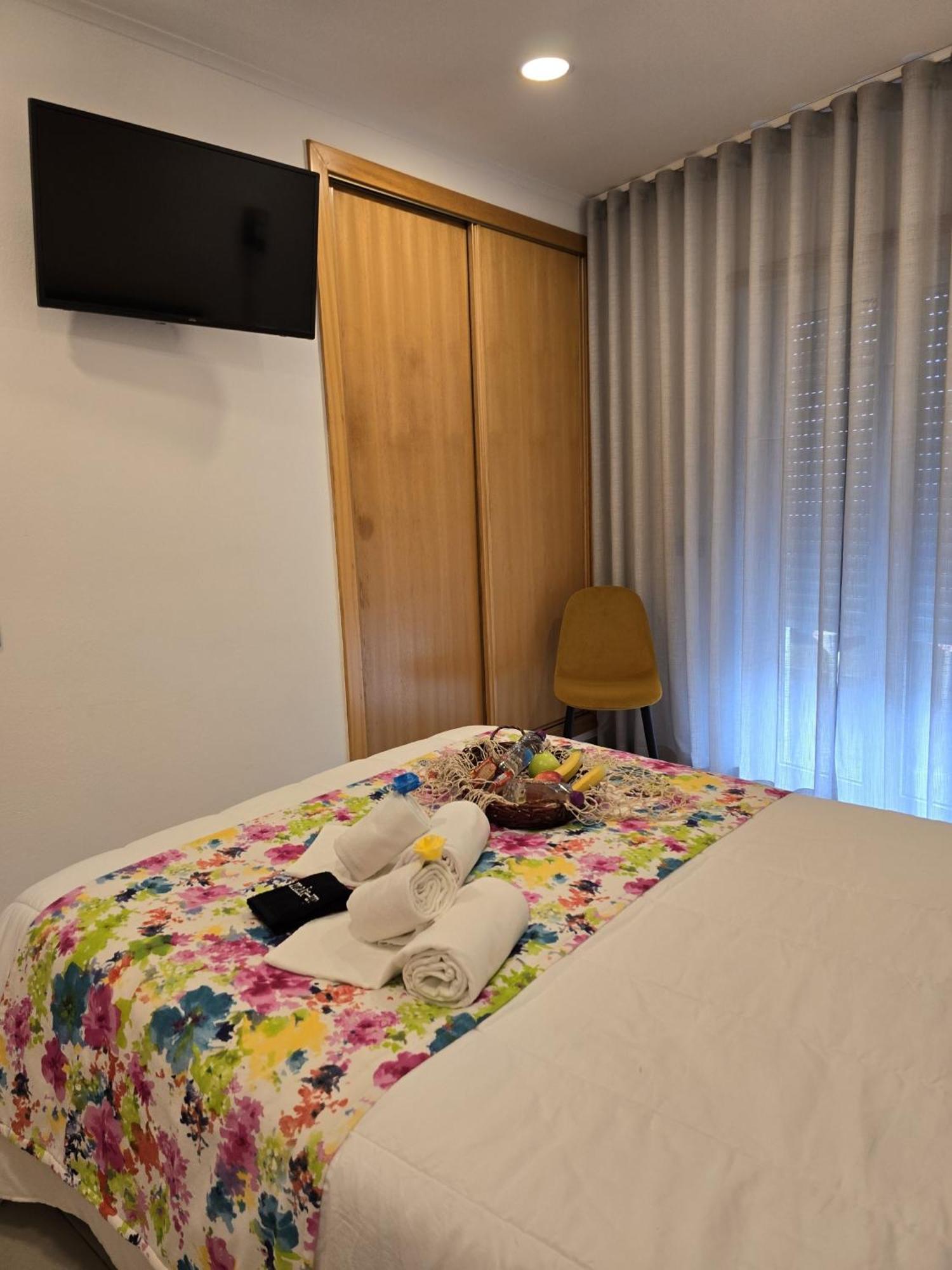 Lc'S Guesthouse Lagos Luaran gambar