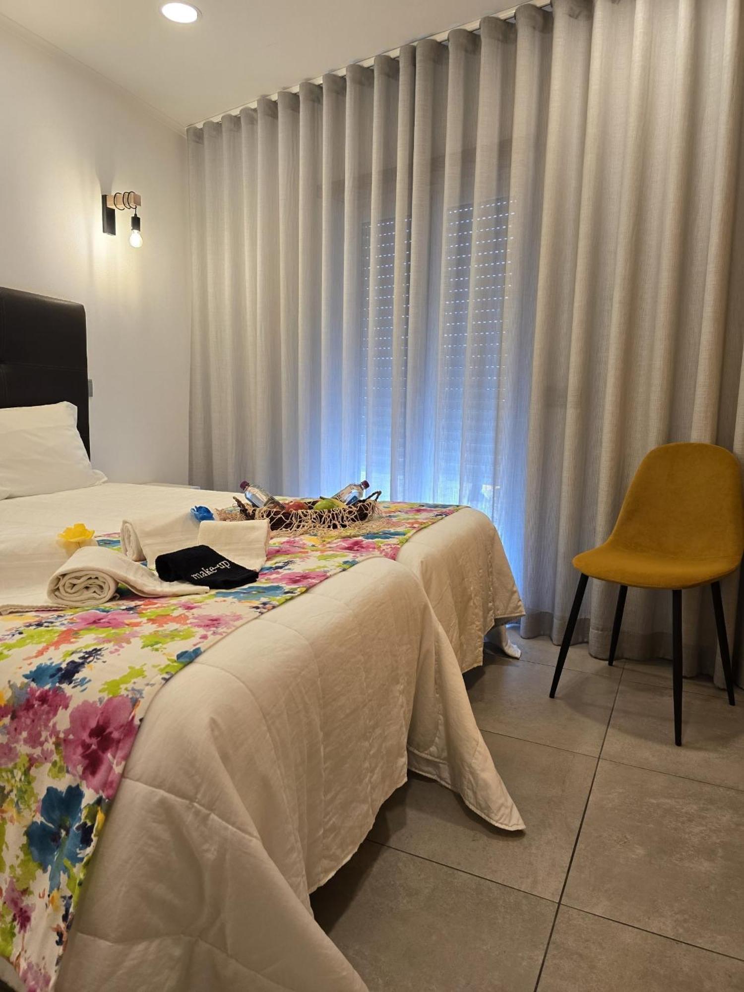 Lc'S Guesthouse Lagos Luaran gambar
